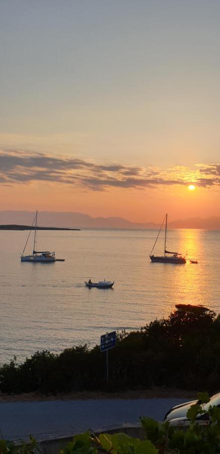 Sunset Holiday House Archangelos  Eksteriør billede