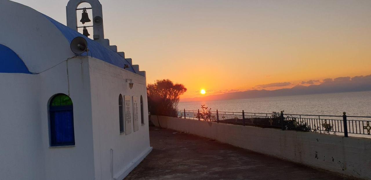 Sunset Holiday House Archangelos  Eksteriør billede